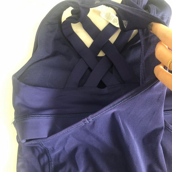 Lululemon Fast as Light 2-in-1 Tank Top Size 4 - Picture 5 of 5